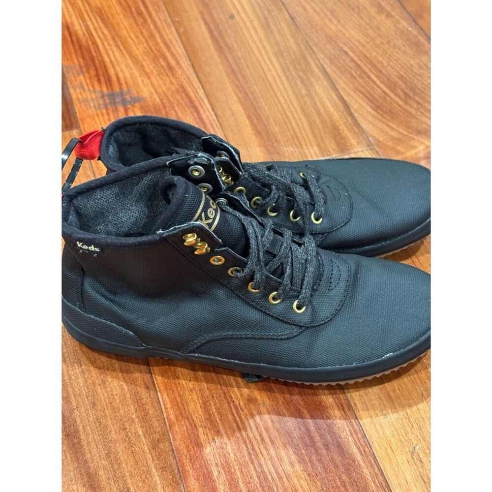 Keds Women’s Black Canvas High-Top Boots with Gold Eyelets size 8M